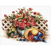 Roses and hat - Voorbedrukt borduurpakket